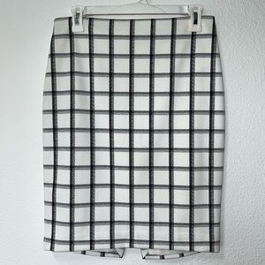Plaid Skirt from Express (Size 6)